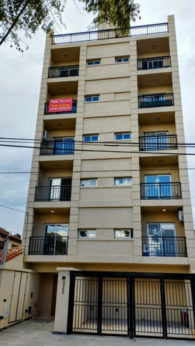 Departamento En Venta En Caseros