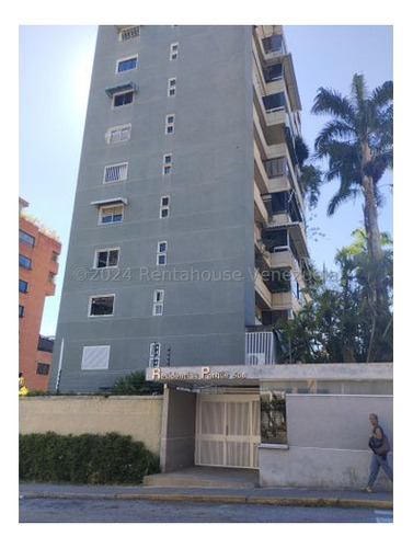 Apartamento En Venta Los Palos Grandes 24-16372