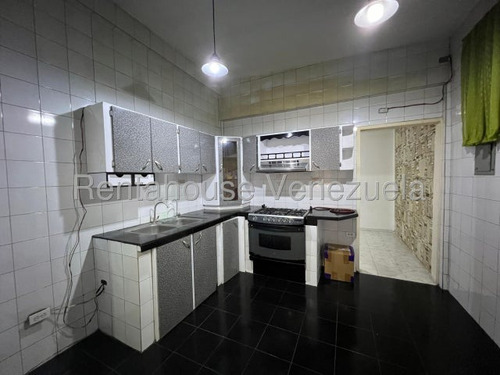Casa En Venta En Piñonal Maracay Zp