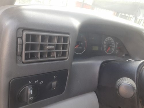 Ford F-100 2011 3.9 Cab. Simple Xlt 4x4