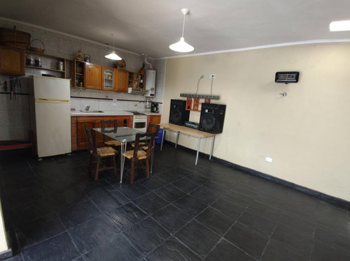 Imagen 21 de 25 de Casa - San Justo