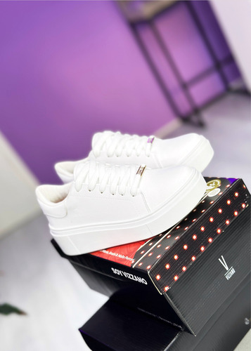 Zapatillas Mujer Toda Blanca Importada Vizzano Confort Vera