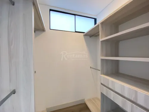 Apartamento En Venta En El Poblado. Cod V776055