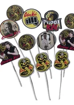 Comprar Pinchos Toppers Cobra Kai Para Cupcakes