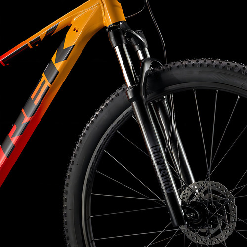 Bicicleta Aro 29 Trek Marlin 7 Tam: G (19) Cor Marigold to radioactive red fade Tamanho do quadro 19