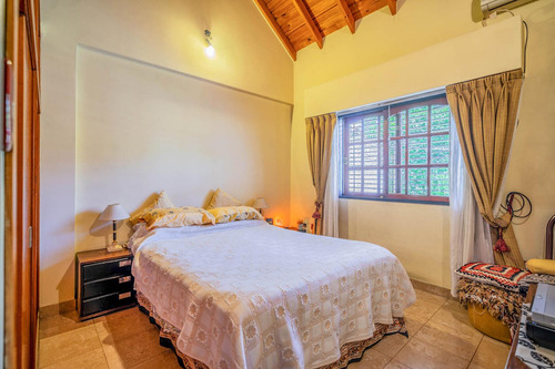 Casa 5 Ambientes En Ciudad Evita, Apta Crédito
