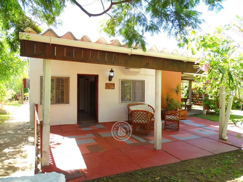 Laguna Y Cachimba - De La Laguna En Valizas