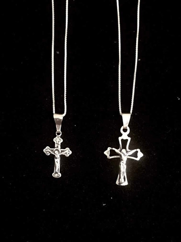 Colar Com Crucifixo Em Prata 925