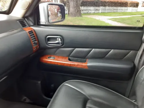Nissan Patrol 4.8 Y61 Grx