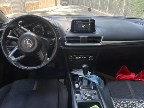 Mazda 3 2.0 Sport Touring