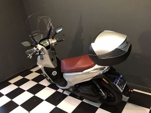 Kymco People S 150