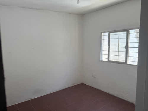 Alquiler Apartamento 2 Dormitorios Tipo Casa En Colon