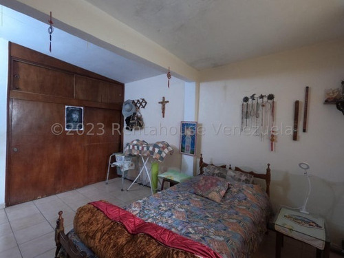 Imagen 25 de 30 de . Hermosa Casa En Venta En Fundalara Este De Barquisimeto, Lara Codigo 23-20591 Mas Informacion: 412 - 1498654 , Katty Vasquez Rentahouse Kv