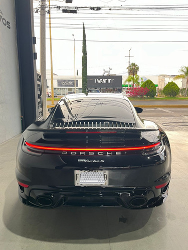 Porsche 911 Turbo S