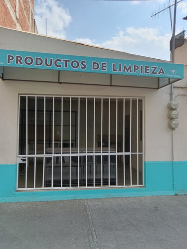 Se Renta Local Comercial En Col. Gabriel Ramos Millán , Alcaldia Iztacalco Para Diversos Giros; Farmacia, Consultorio.