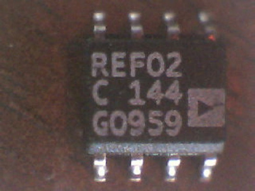 Ref02c Sop8 Referencia De Voltaje De Precisión De 2.5v A 10v