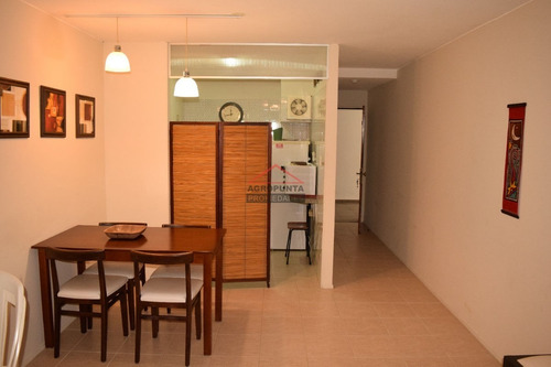 Apartamento En Mansa, Monoambiente *- Ref: 2992