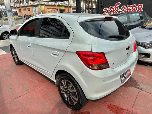 Chevrolet Onix 1.4 Lt 5p