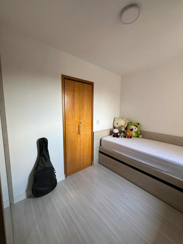 Casa Em Condomínio Com 2 Suítes E Repleta De Planejados