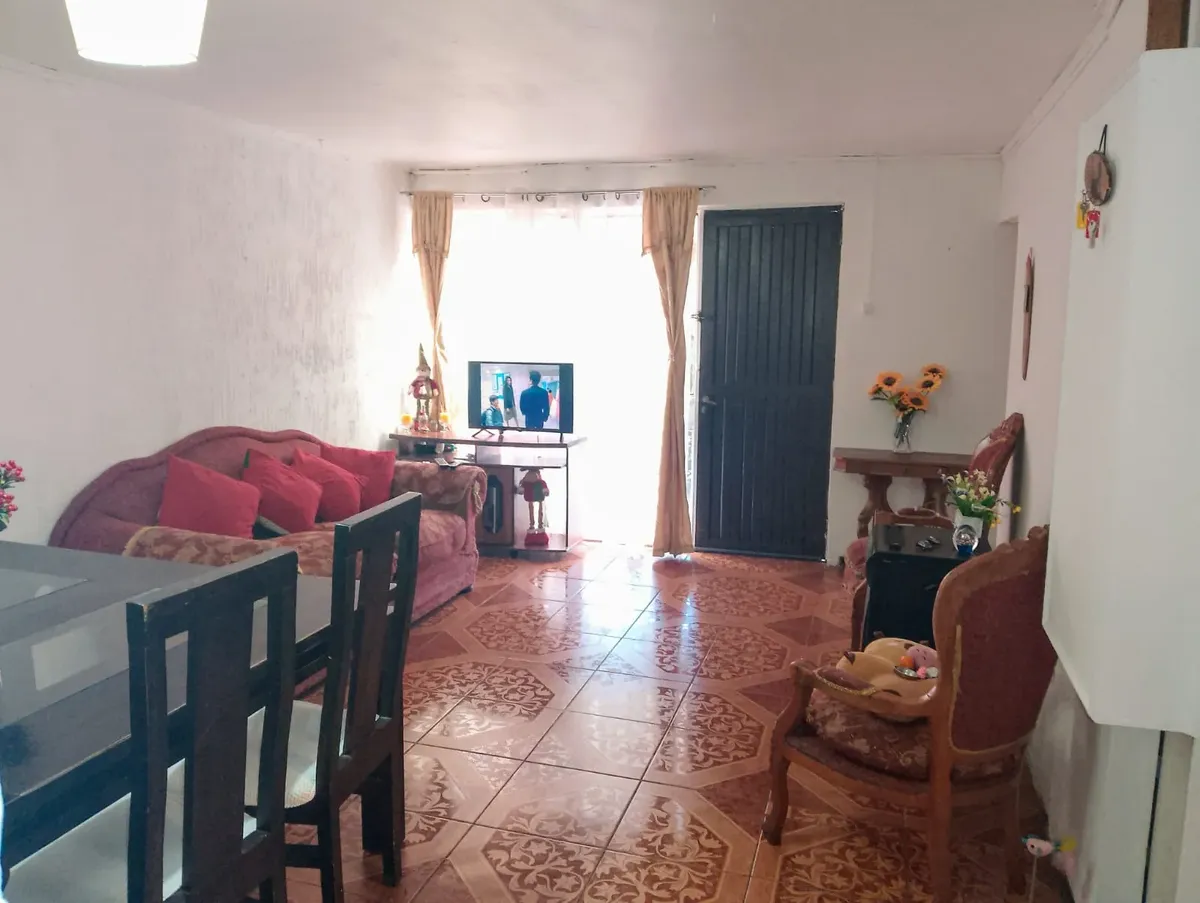 Imagen 4 de 8 de Gestimob, Casa De Un Piso Miserinos/ Avenida Central