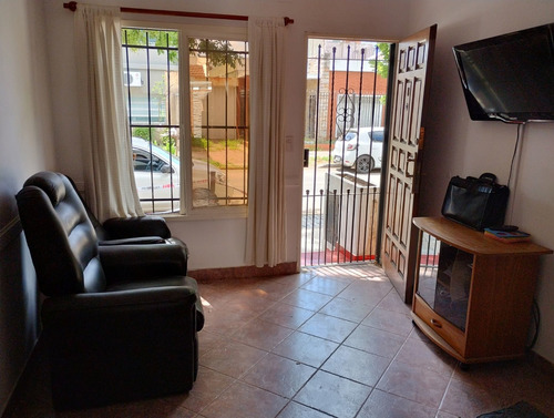 Imagen 10 de 30 de Venta Ph Tres Ambientes En Ramos Mejía C/parrilla