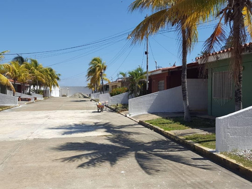 Imagen 17 de 30 de Preciosa Casa En Venta De Playa Ubicada En Chichiriviche /&% 2 3 - 2 4 4 7 1 Kl Rah &%%
