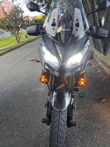 Versys 650 Modelo 2020 Matrículada 2021