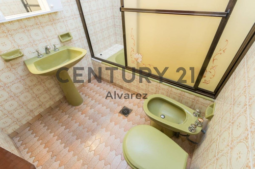 Imagen 14 de 18 de Venta Casa 4 Ambientes Con Patio, Cochera Y Terraza En Piñeyro.