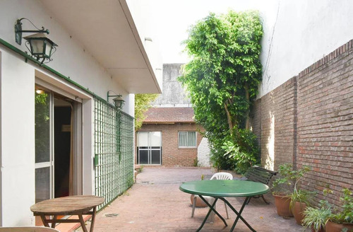 Casa En Venta - 4 Dormitorios 6 Baños - Cochera - 400 Mts2 - La Plata