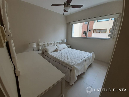 Imagen 10 de 11 de Apartamento En Península, 1 Dormitorio
