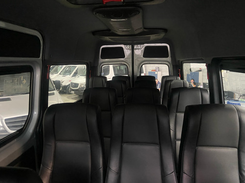 Mercedes-Benz Sprinter Van Sprinter 417 2024 teto alto prata com 74 mil km!