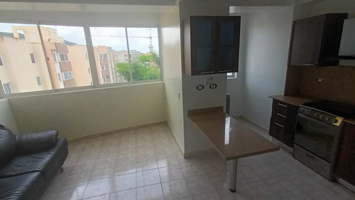 Douglas Rivero Alquila Apto En Puerta Real Dr