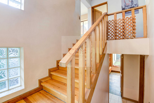 Hermosa Casa En Arriendo En La Dehesa, (71520)