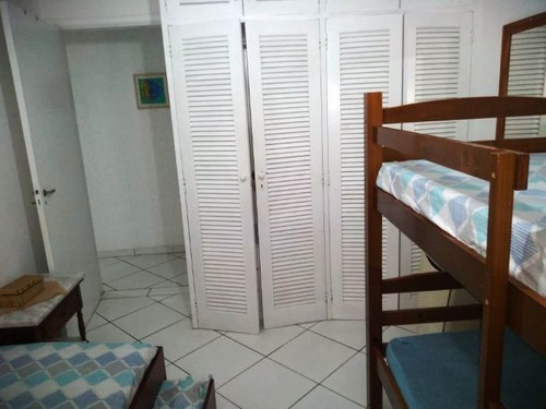 Apartamento À Venda Na Avenida Marechal Deodoro Da Fonseca, Pitangueiras, Guarujá - Sp - Liv-9649