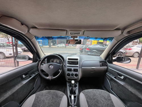 Fiat Palio 1.4 MPI ELX 8V FLEX 4P MANUAL