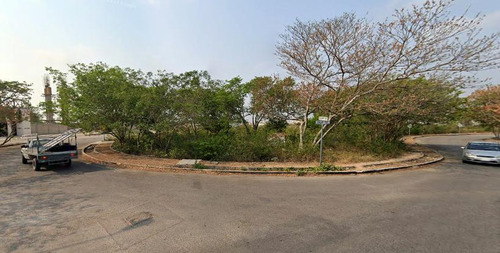 Terreno Sobre Avenida Principal En Ciudad Caucel