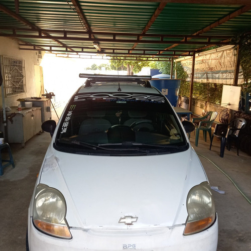 Imagen 2 de 15 de Chevrolet Spark Sedan