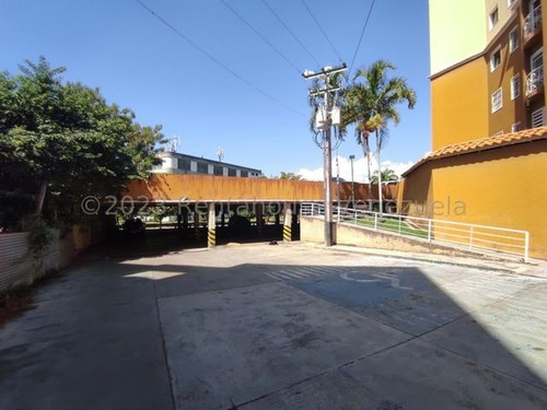 Imagen 29 de 30 de Apartamento En Urbanización Los Roques Piso Bajo, Poco Negociable!! Totalmente Amoblado Wm Mls #23-17376