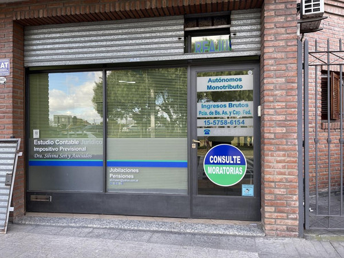 Imagen 1 de 7 de Local U Oficina - Haedo