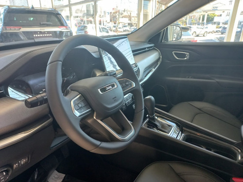 Imagen 10 de 15 de Jeep Compass Longitud Plus Turbo 1.3