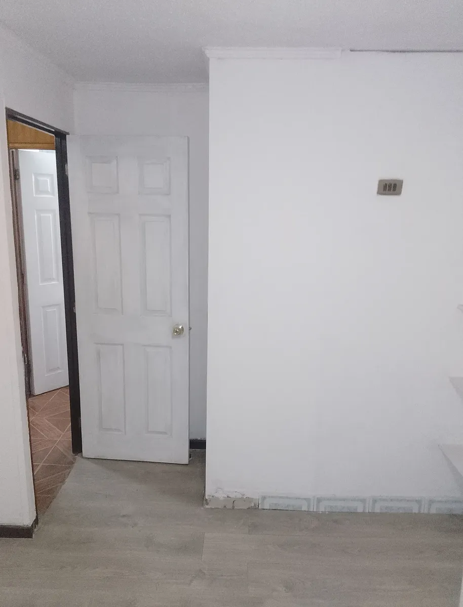 Imagen 5 de 15 de Departamento En Tercer Piso Dos Dormitorio