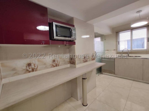 Apartamento En Venta Urb San Isidro Suites 23-1894 Apd