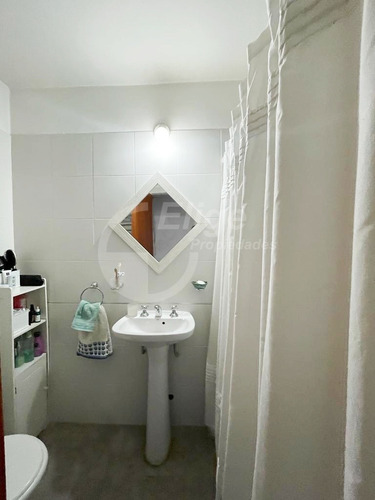Imagen 10 de 12 de Excelente Ubicación En Villa Allende, Duplex 2 Dorm.