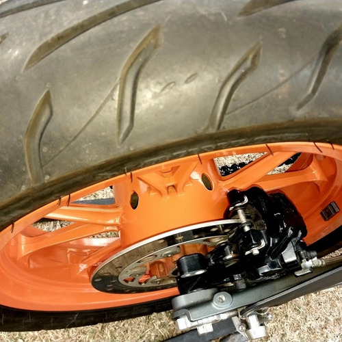 Imagen 9 de 16 de Ktm Rc 200