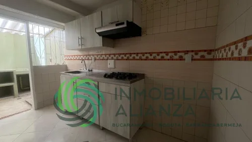 Casa En Venta En El Tejar. Cod V61711