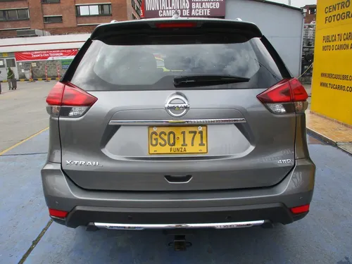 Nissan X-trail T32 4x4 2500cc At Aa