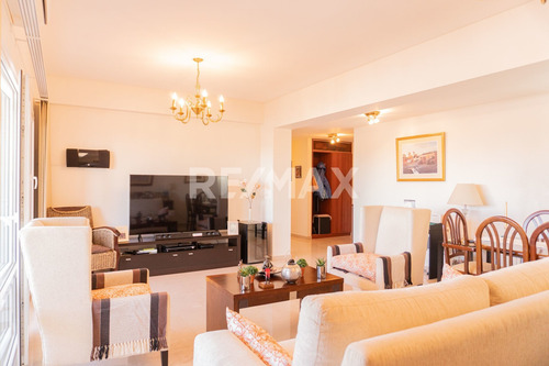 Imagen 4 de 30 de Venta Semipiso De Categoría En Centro Este