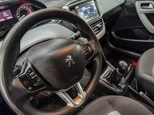 Peugeot 208 1.5 Allure