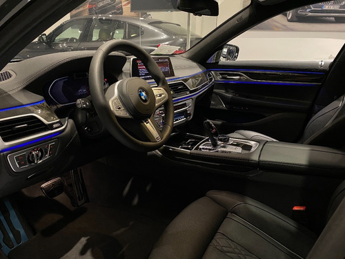BMW Serie 7 4.4 750i Pure Excelence
