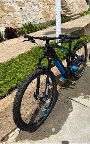 Imagen 3 de 3 de Bicicleta Ebike Marca Fuji , Motor Boch De 500 Watts, 400 H